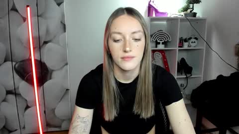 evelynblond online show from 01-14-26, 01:39