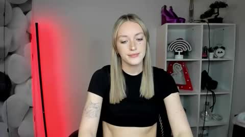 evelynblond online show from 02-10-26, 01:59