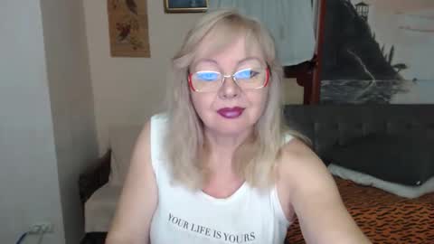 BarbaraBlondy online show from 11-30-25, 07:40