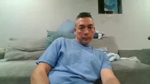 SeoulMate online show from 12-15-25, 02:54