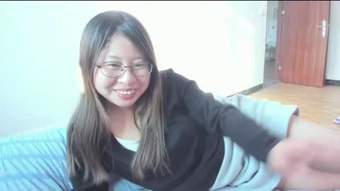 Snapshot of everhigh chatting on 01-01-25, 08:13 Coco online show from 01-01-25, 08:13