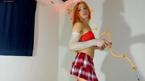Snapshot of everlin_01 chatting on 05-15-26, 12:50 everlin_01 online show from 05-15-26, 12:50
