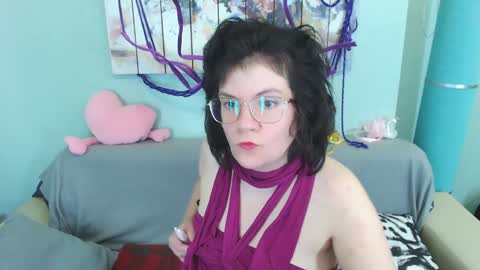 Everly online show from 12-08-24, 01:02