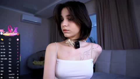 Anita online show from 09-19-25, 04:25