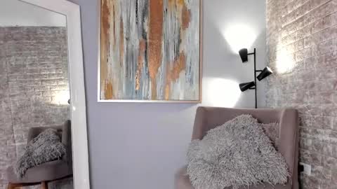 Snapshot of everyh chatting on 03-08-25, 08:14 Sophia online show from 03-08-25, 08:14