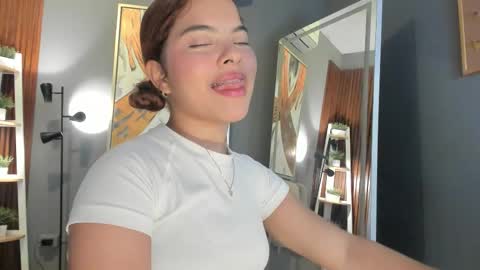 Sophia online show from 01-14-26, 07:52