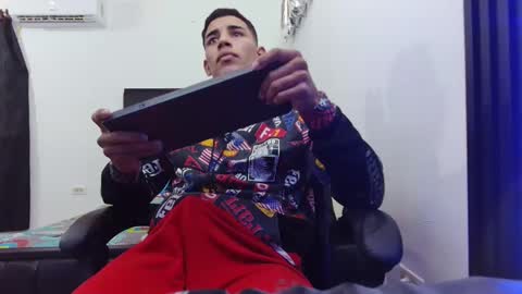 luis online show from 01-09-25, 03:01