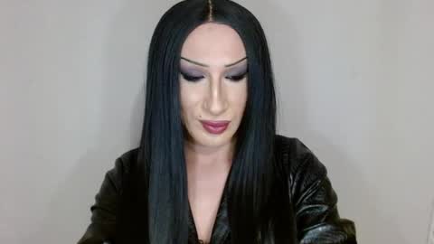 Snapshot of evezephira chatting on 09-25-25, 06:33 Supreme Maestra online show from 09-25-25, 06:33