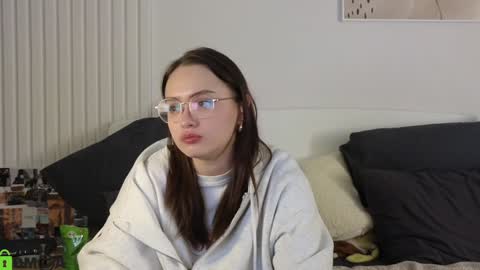 evi_woow online show from 01-26-25, 07:31