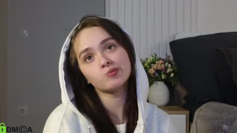 evi_woow online show from 01-31-25, 10:10