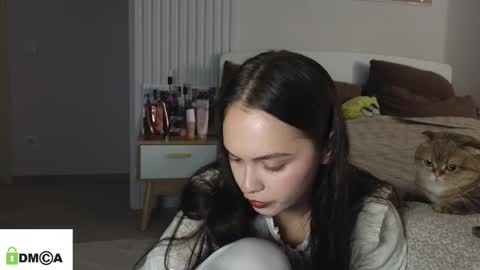 evi_woow online show from 03-07-26, 08:50