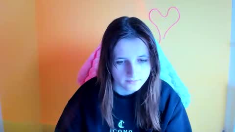 Evie online show from 11-14-25, 06:34