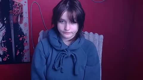 Evie online show from 02-11-26, 12:21