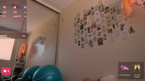 Snapshot of evie_luna chatting on 05-10-26, 07:52 Evie Luna online show from 05-10-26, 07:52