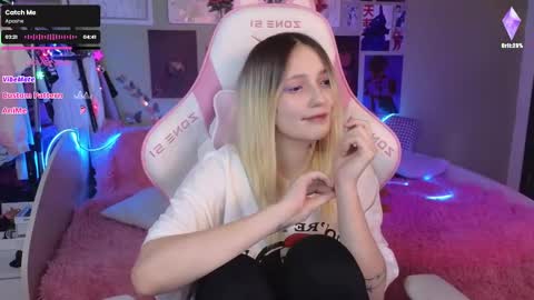 Evie online show from 12-14-24, 06:56