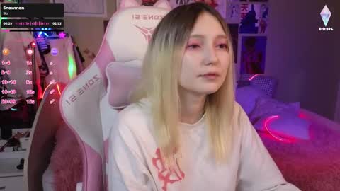 Evie online show from 12-15-24, 11:31