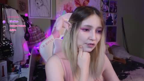 Evie online show from 01-11-25, 02:41