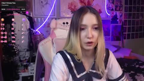 Evie online show from 03-12-25, 12:10