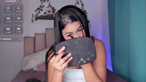 Snapshot of evieh1_ chatting on 08-05-26, 11:28 Ivi Alejandra online show from 08-05-26, 11:28