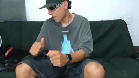 evil_boss1 online show from 04-09-26, 11:10