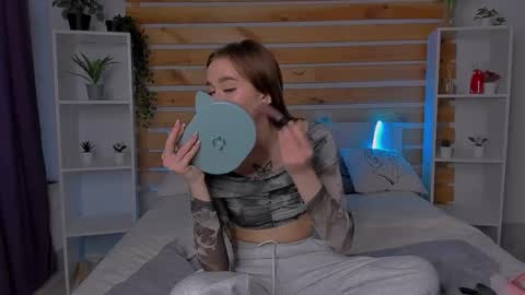 Evis online show from 03-03-26, 01:23