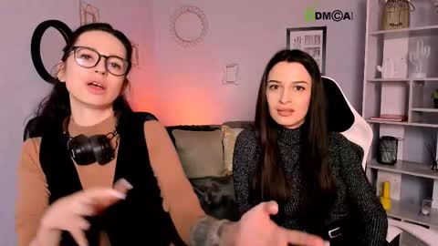 Snapshot of evtida_blossom chatting on 03-12-25, 08:51 Evi online show from 03-12-25, 08:51