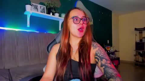 EVY online show from 07-18-26, 01:43
