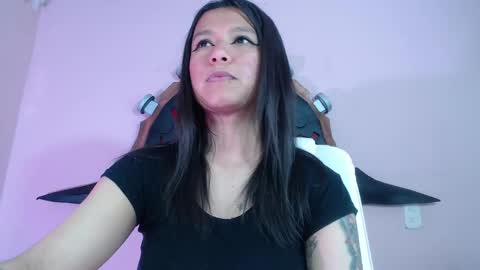 Im Evy online show from 09-21-25, 07:04