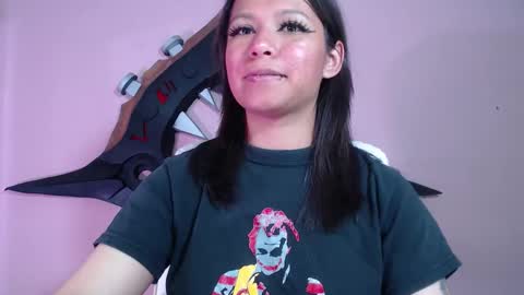 Im Evy online show from 11-23-25, 05:57