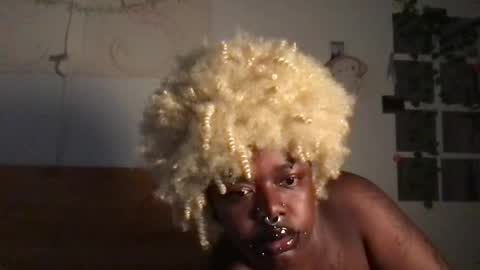 Snapshot of exchochambers chatting on 04-13-26, 10:37 excho online show from 04-13-26, 10:37