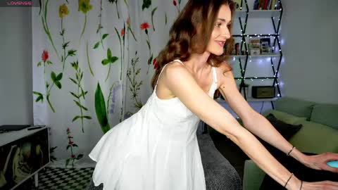 Mary online show from 06-01-26, 10:00