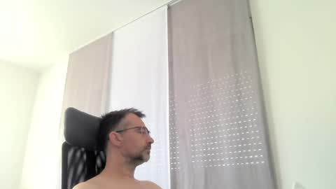 Snapshot of exhibit77 chatting on 07-10-26, 11:24 exhibit77 online show from 07-10-26, 11:24