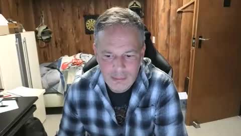 exibe1219 online show from 10-20-25, 12:27