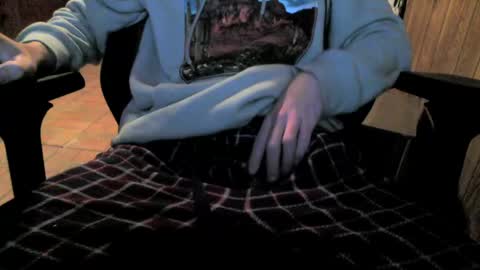 Snapshot of exibitionboi69 chatting on 10-25-25, 05:04 exibitionboi69 online show from 10-25-25, 05:04