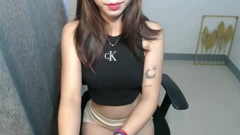 exotic_abby69 online show from 10-06-25, 04:10