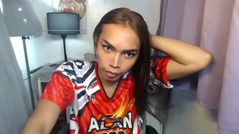 Snapshot of exotic_blacklixexx69 chatting on 07-22-26, 01:41 Lixe online show from 07-22-26, 01:41