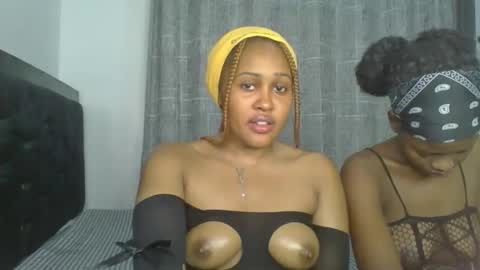 Snapshot of exotic_cutiee chatting on 05-27-26, 06:27 exotic_cutiee online show from 05-27-26, 06:27