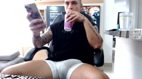 camilo online show from 07-08-26, 01:04