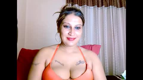 exoticindian37 online show from 10-15-25, 03:12