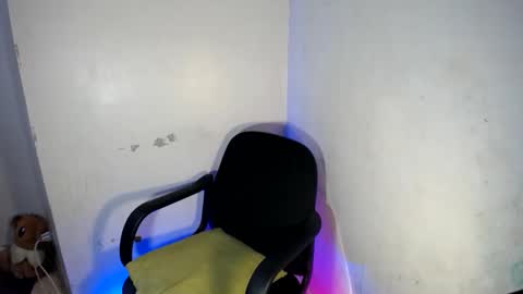 Snapshot of exoticpinayx chatting on 12-23-24, 08:47 SHANTAL MARIE online show from 12-23-24, 08:47