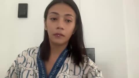 exotictssavie online show from 04-17-26, 01:30