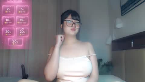 Snapshot of expensive_candyx chatting on 07-28-26, 06:20 Candy online show from 07-28-26, 06:20