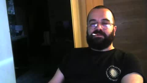 Snapshot of expertcrayon chatting on 01-05-25, 11:44 expect online show from 01-05-25, 11:44