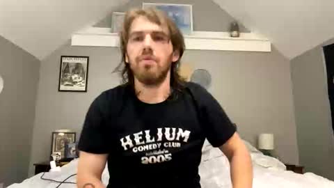 Snapshot of explosive_andyy chatting on 10-21-25, 10:43 Explosivee andyy online show from 10-21-25, 10:43