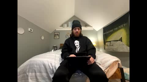 Snapshot of explosive_andyy chatting on 11-11-25, 02:22 Explosivee andyy online show from 11-11-25, 02:22