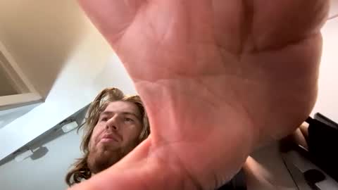 Snapshot of explosive_andyy chatting on 11-30-25, 07:45 Explosivee andyy online show from 11-30-25, 07:45