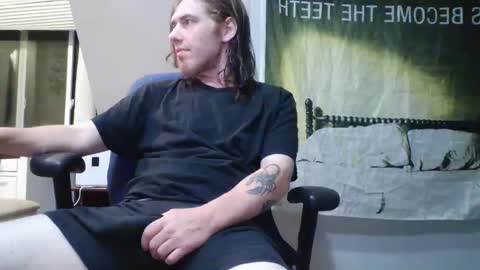 Snapshot of explosive_andyy chatting on 04-23-26, 06:36 Explosivee andyy online show from 04-23-26, 06:36