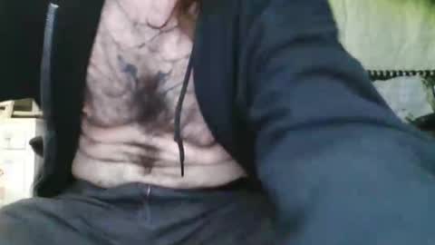 Snapshot of explosive_andyy chatting on 05-10-26, 04:28 Explosivee andyy online show from 05-10-26, 04:28