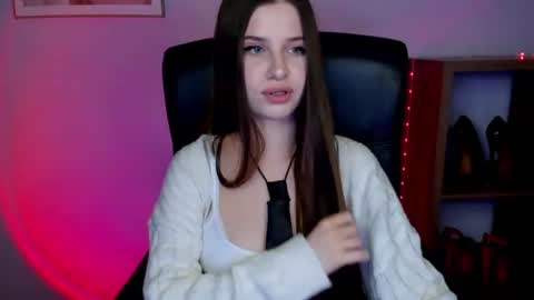 Snapshot of extasy_maya chatting on 06-16-26, 06:49 Maya online show from 06-16-26, 06:49