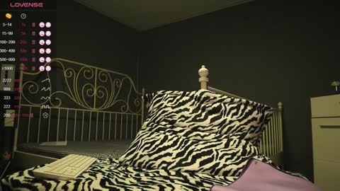 extra_topping online show from 01-10-25, 08:04